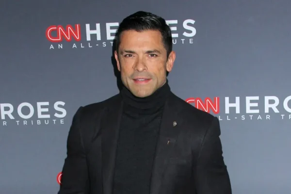 mark consuelos ethnicity